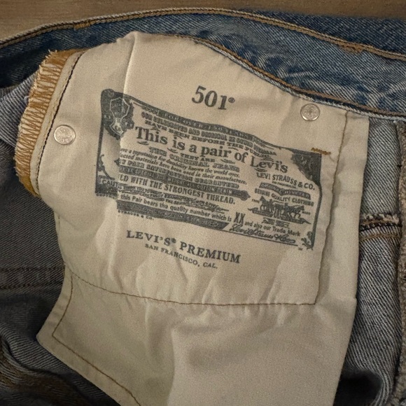 Levi's Women's Western 501 90s Jeans - Picture 13 of 13